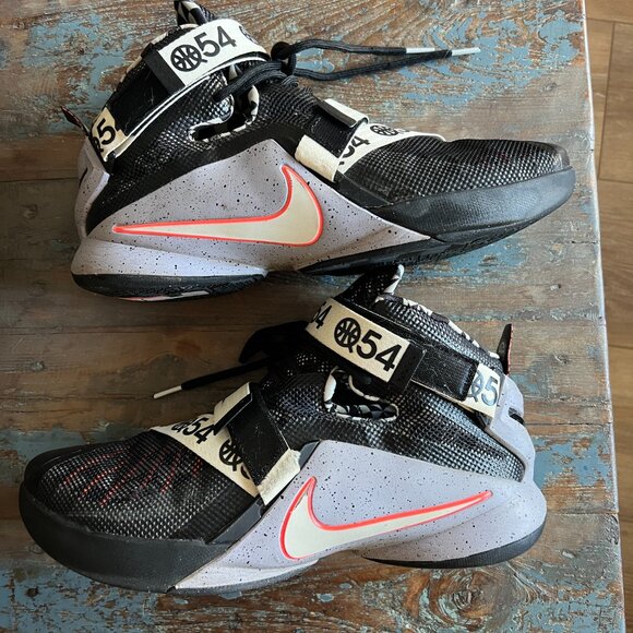 Limited Edition Nike Zoom Lebron Soldier 9 Quai 54, SZ 10.5 - Picture 1 of 9
